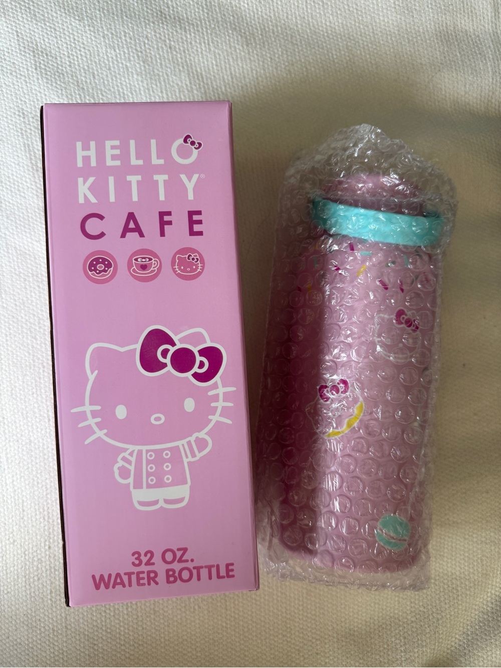 Limited Edition Hello Kitty Cafe Pink 32oz Water Bottle